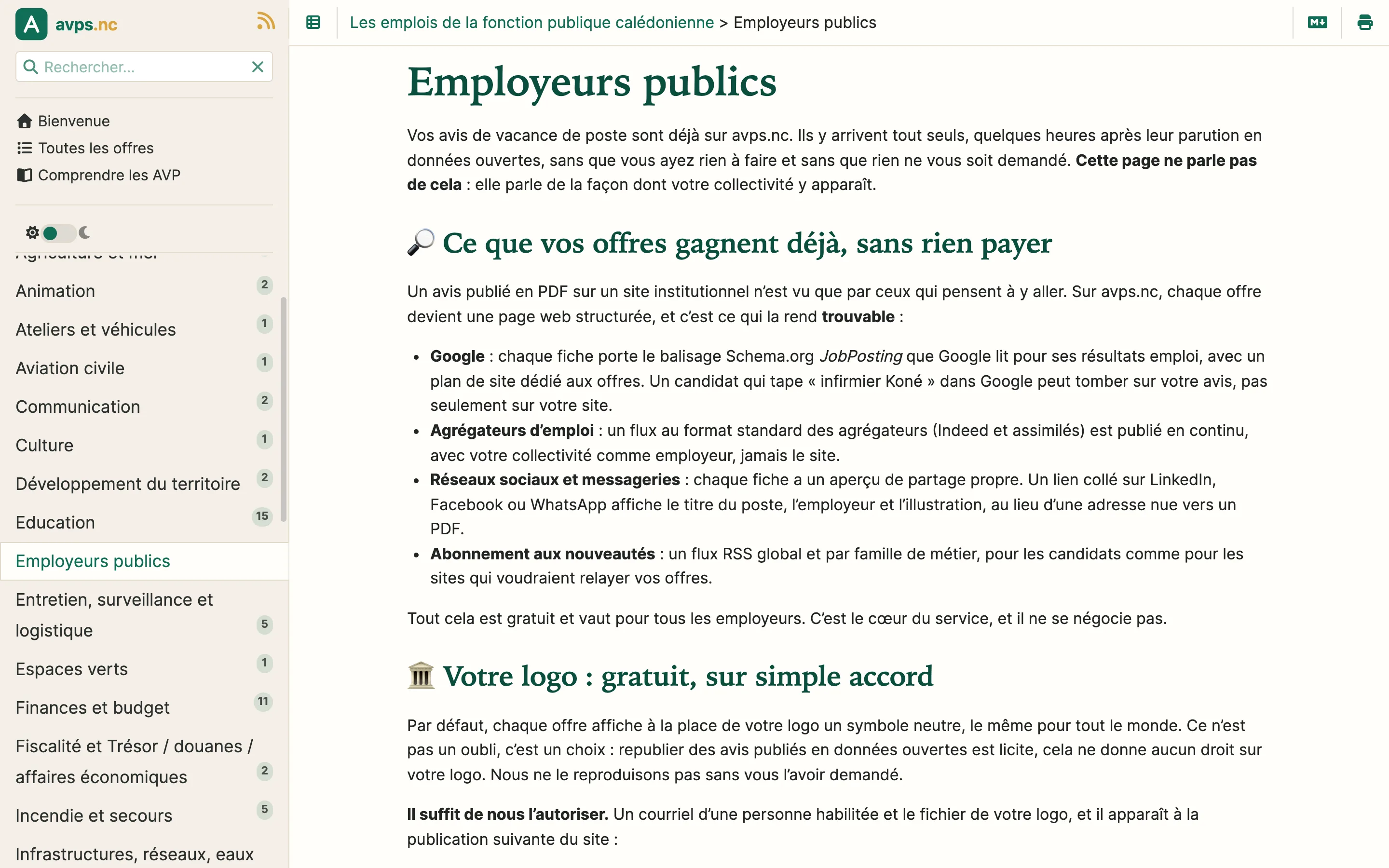 La page « Employeurs publics » d'avps.nc, qui explique ce que les offres d'une collectivité gagnent gratuitement et comment autoriser l'affichage de son logo.
